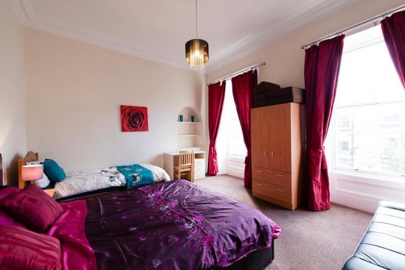Edinburgh Central Oldtown Aparthotel Extérieur photo