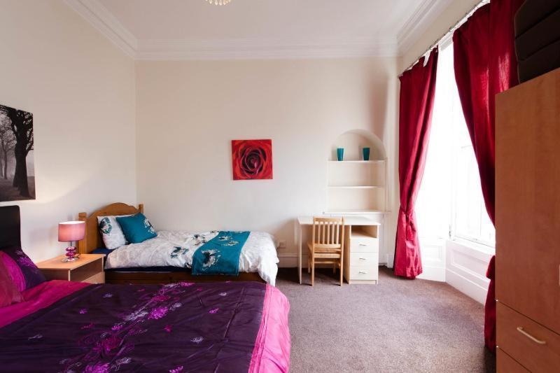Edinburgh Central Oldtown Aparthotel Extérieur photo